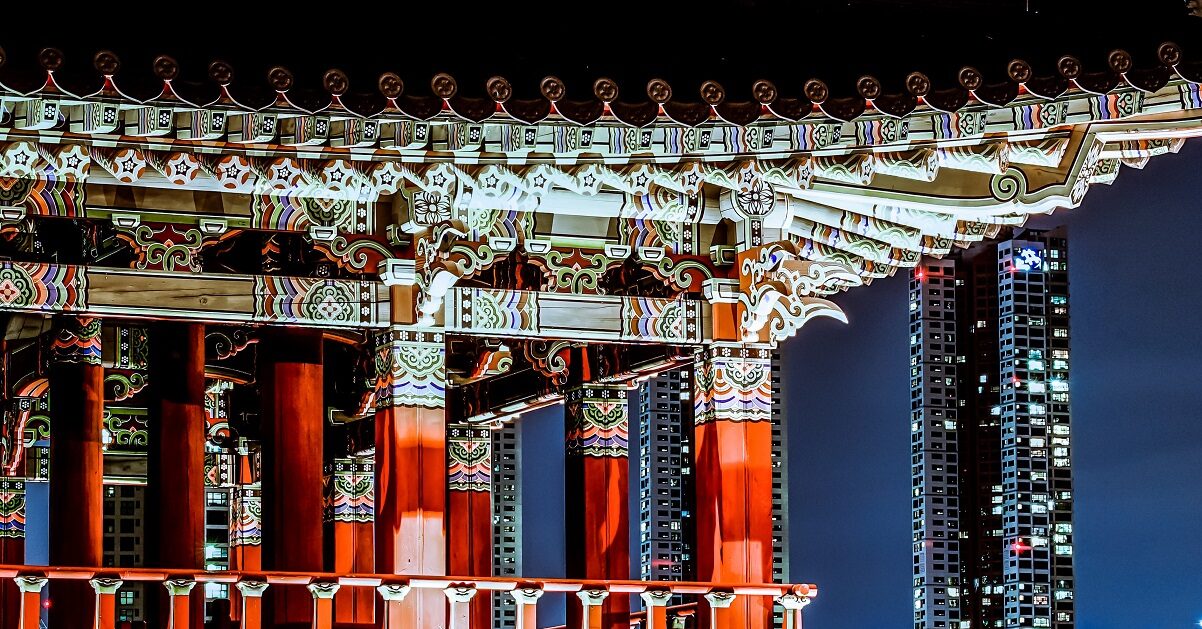 pexels-clive-kim-4447401