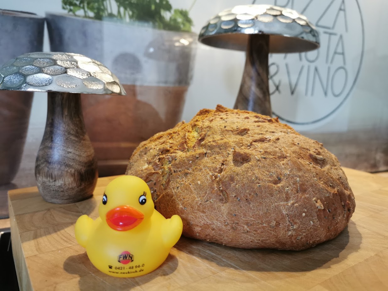 Ente mit Kürbisbrot