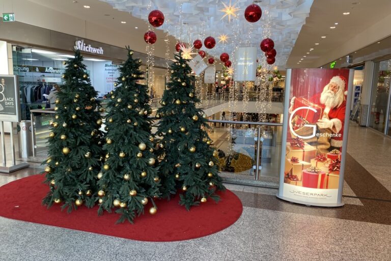 Weihnachtsbäume Weserpark 2021