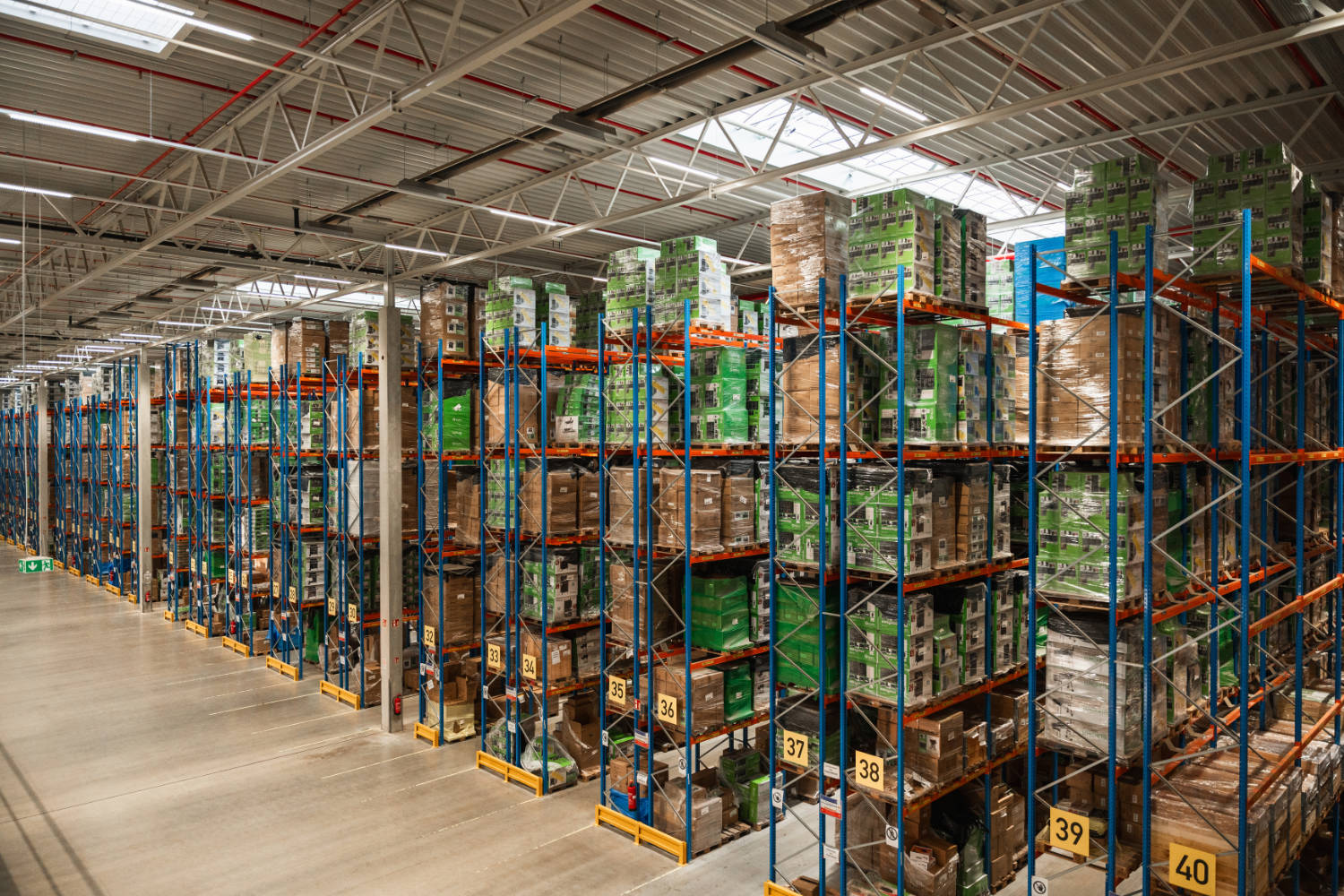 Lagerlogistik mit F.W. Neukirch