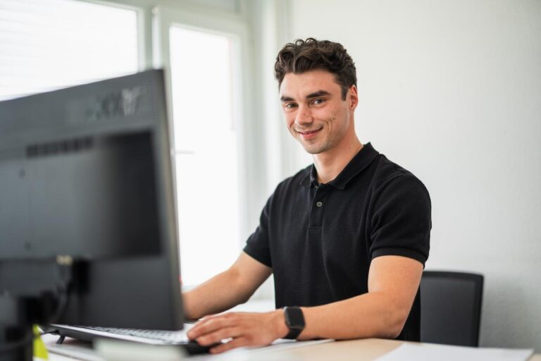 Kaufmännischer Mitarbeiter