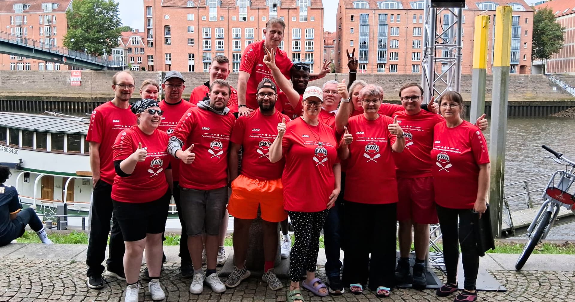 Gruppenbild Team Drachenbootcup 2025